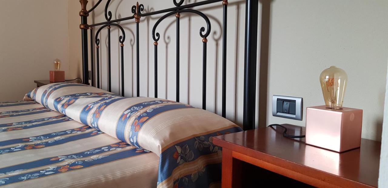 La Regibussa - Hotel Ristorante Asti Zewnętrze zdjęcie