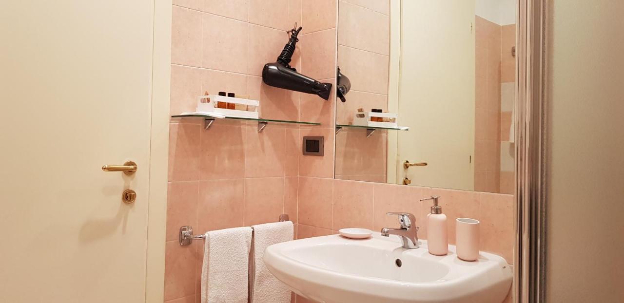 La Regibussa - Hotel Ristorante Asti Zewnętrze zdjęcie