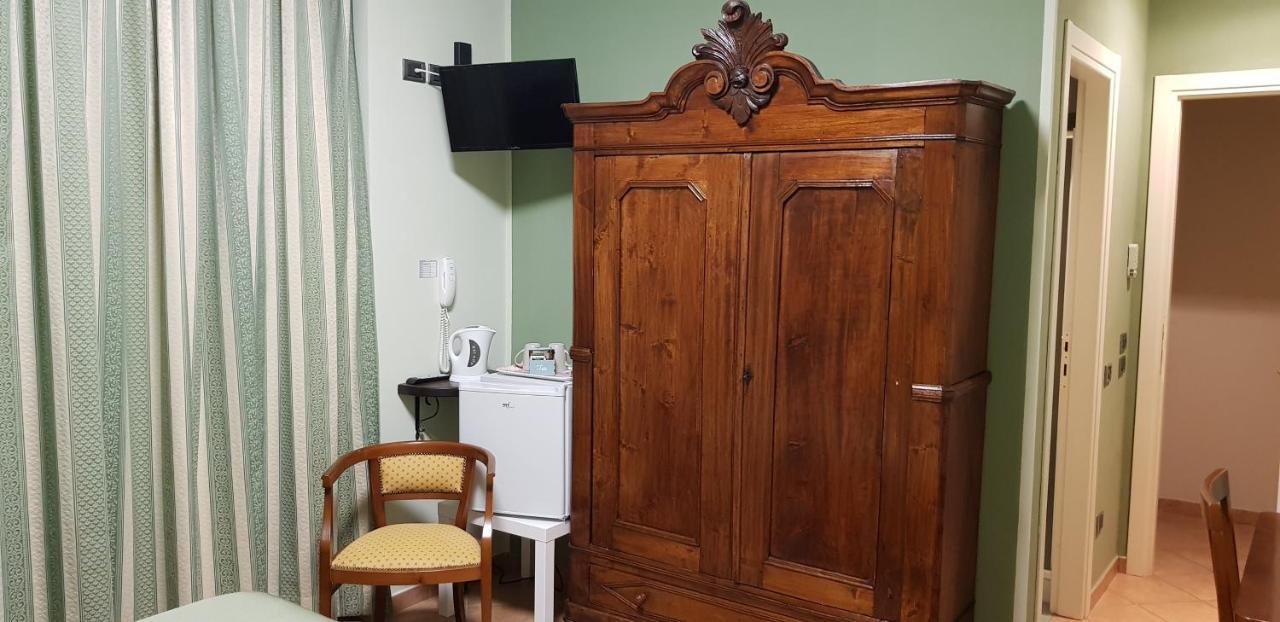 La Regibussa - Hotel Ristorante Asti Zewnętrze zdjęcie